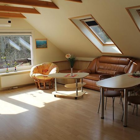 Cozy Apartment With Balcony Juodkrantė Extérieur photo